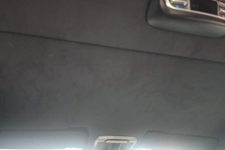 Used Mercedes-Benz V-Class  Headliner