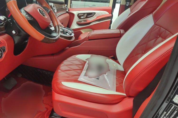 Used Mercedes-Benz V-Class 2019 V250 2.0T Standard Extended Middle East Left Front Seat
