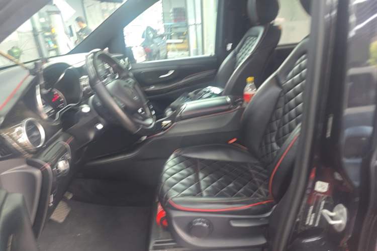 Used Mercedes-Benz V-Class  Left Front Seat