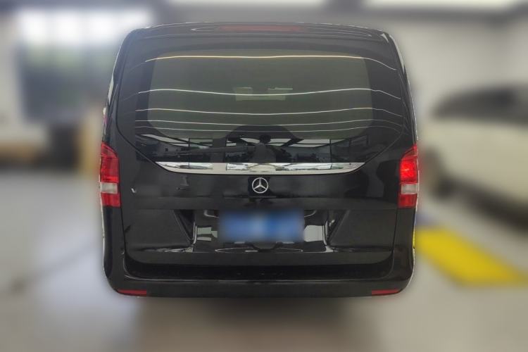 Used Mercedes-Benz V-Class 2019 V250 2.0T Standard Extended Middle East Rear