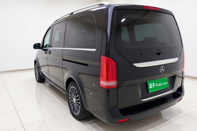 Used Mercedes-Benz V-Class  Rear Left 45 Deg