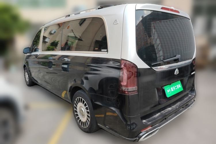 Used Mercedes-Benz V-Class 2019 V250 2.0T Standard Extended Middle East Rear Left 45 Deg