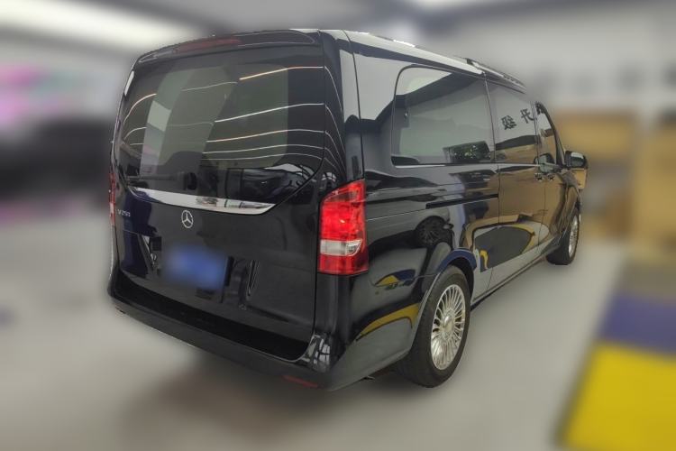 Used Mercedes-Benz V-Class 2019 V250 2.0T Standard Extended Middle East Rear Right 45 Deg