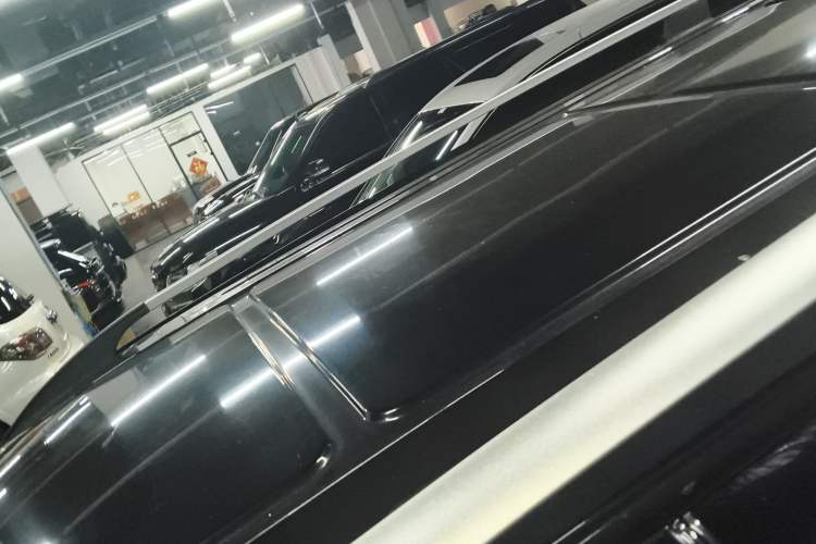 Used Mercedes-Benz V-Class  Roof