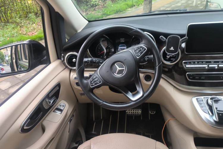 Used Mercedes-Benz V-Class  Steering Wheel