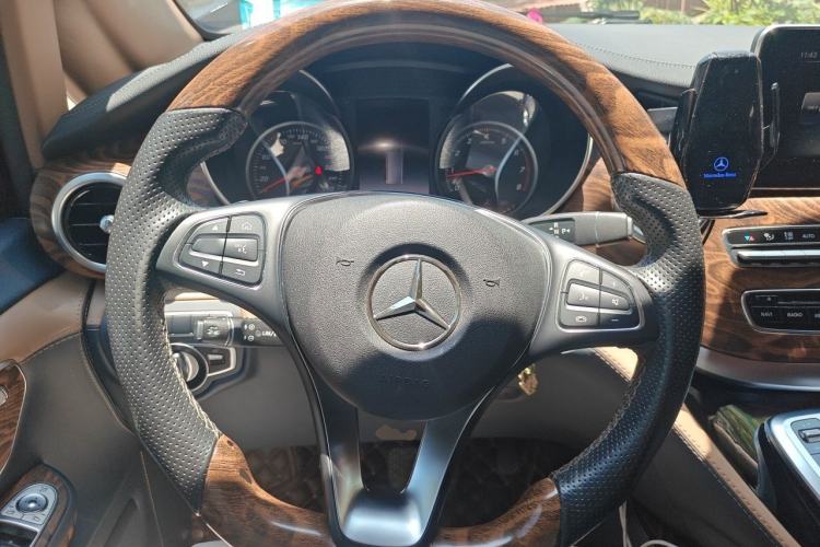 Used Mercedes-Benz V-Class  Steering Wheel