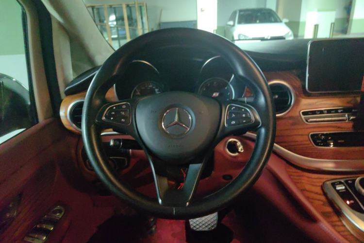 Used Mercedes-Benz V-Class  Steering Wheel