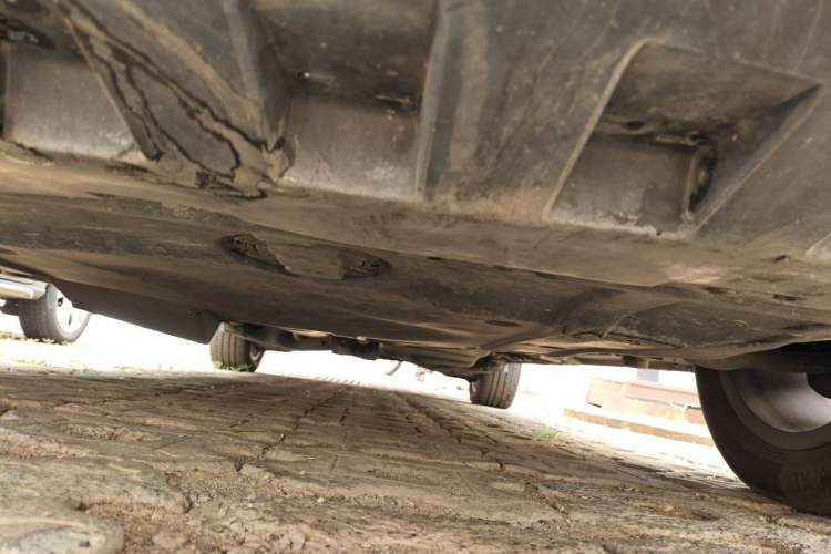 Used Mercedes-Benz V-Class 2020 V 260 Avantgarde Edition Chassis Front