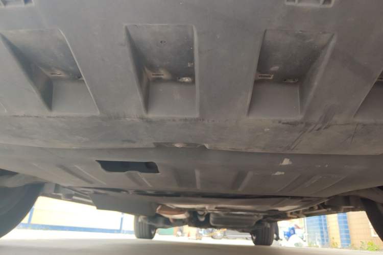 Used Mercedes-Benz V-Class 2020 V 260 Avantgarde Edition Chassis Front