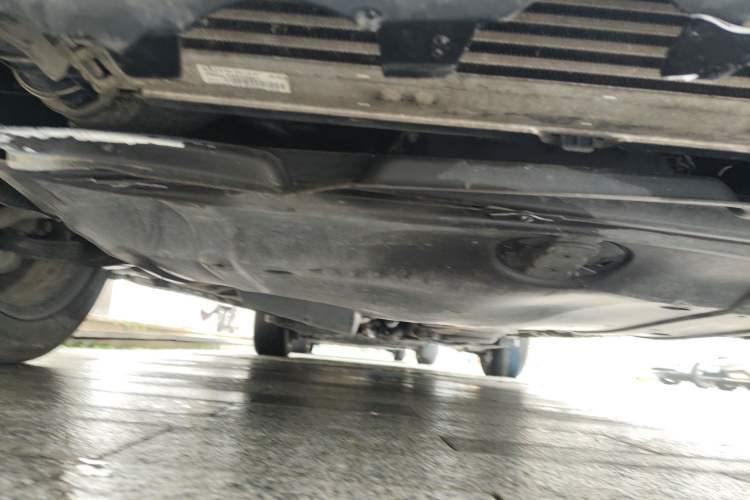 Used Mercedes-Benz V-Class 2020 V 260 Avantgarde Edition Chassis Front