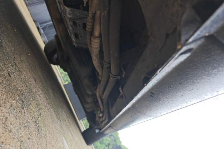 Used Mercedes-Benz V-Class 2020 V 260 Avantgarde Edition Chassis Front Left