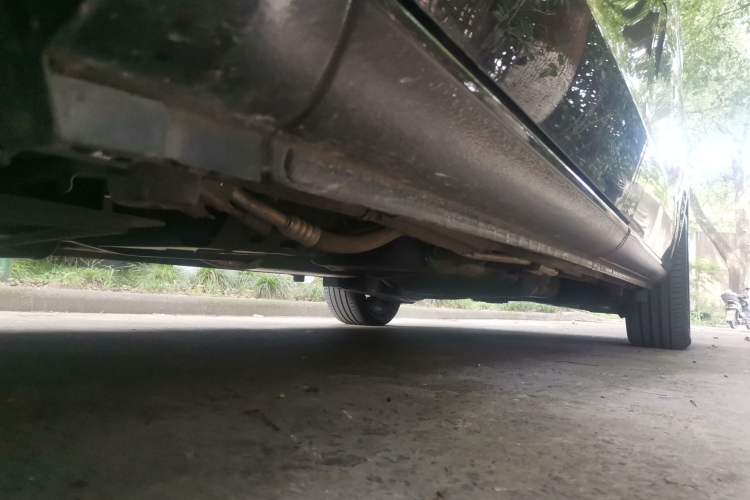 Used Mercedes-Benz V-Class  Chassis Front Left