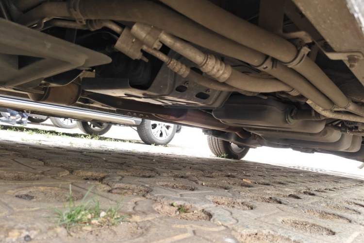 Used Mercedes-Benz V-Class 2020 V 260 Avantgarde Edition Chassis Front Left