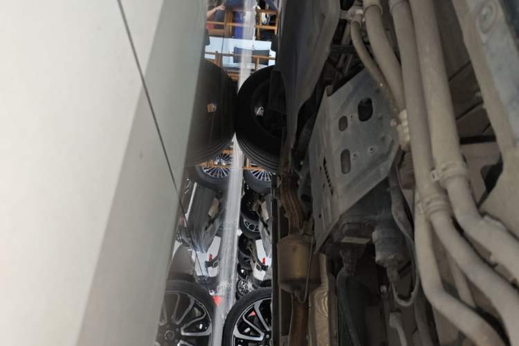 Used Mercedes-Benz V-Class 2020 V 260 Prestige Edition Chassis Front Left