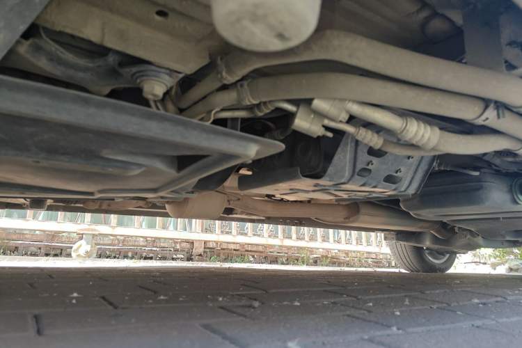 Used Mercedes-Benz V-Class 2020 V 260 Avantgarde Edition Chassis Front Left