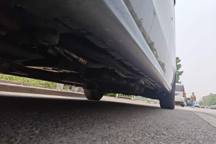Used Mercedes-Benz V-Class 2020 V 260 L Long-wheelbase Luxury Edition Chassis Front Left