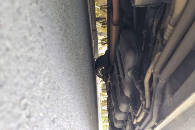 Used Mercedes-Benz V-Class 2020 V 260 Avantgarde Edition Chassis Front Left