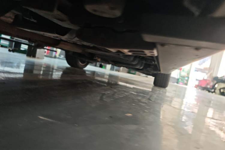Used Mercedes-Benz V-Class 2020 V 260 Avantgarde Edition Chassis Front Left