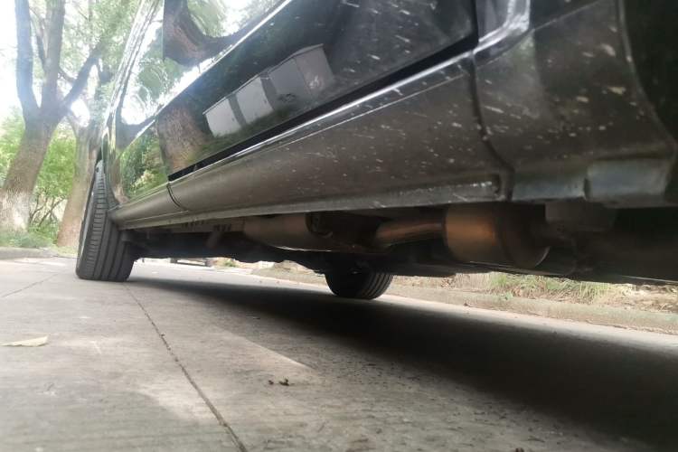Used Mercedes-Benz V-Class  Chassis Front Right