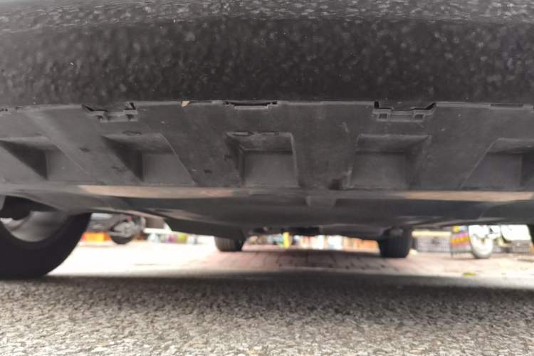 Used Mercedes-Benz V-Class 2020 V 260 Avantgarde Edition Chassis Front