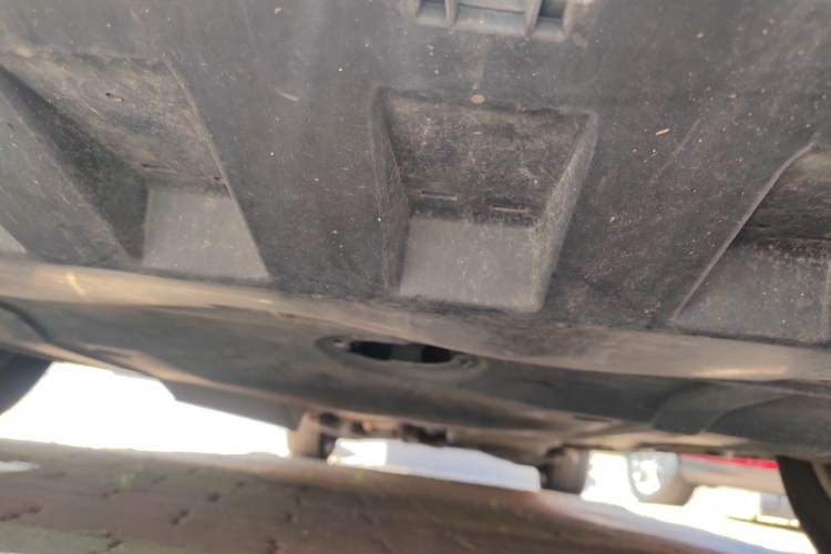 Used Mercedes-Benz V-Class 2020 V 260 Avantgarde Edition Chassis Front