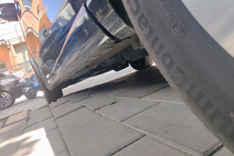 Used Mercedes-Benz V-Class 2020 V 260 Prestige Edition Chassis Rear Left