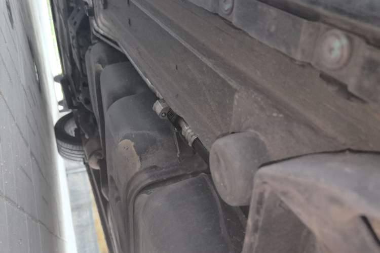 Used Mercedes-Benz V-Class 2020 V 260 Prestige Edition Chassis Rear Left