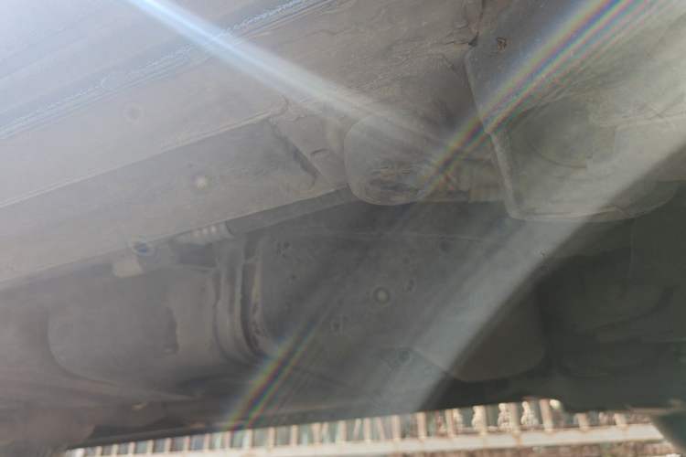 Used Mercedes-Benz V-Class 2020 V 260 Avantgarde Edition Chassis Rear Left