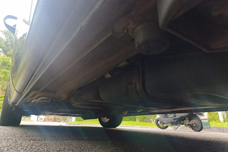 Used Mercedes-Benz V-Class 2020 V 260 Avantgarde Edition Chassis Rear Left