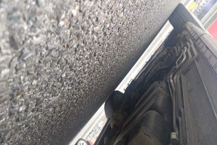 Used Mercedes-Benz V-Class 2020 V 260 Avantgarde Edition Chassis Rear Left