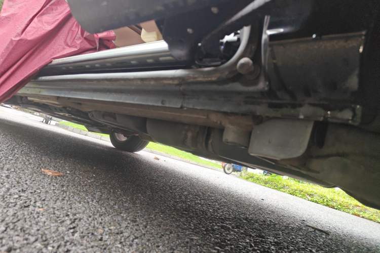 Used Mercedes-Benz V-Class 2020 V 260 Prestige Edition Chassis Rear Left