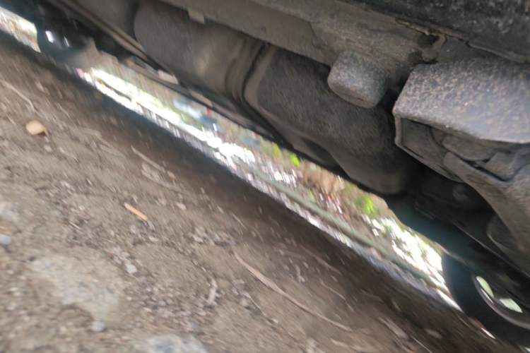 Used Mercedes-Benz V-Class 2020 V 260 Avantgarde Edition Chassis Rear Left