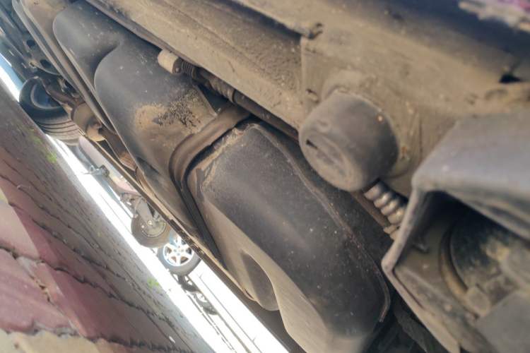Used Mercedes-Benz V-Class 2020 V 260 Avantgarde Edition Chassis Rear Left