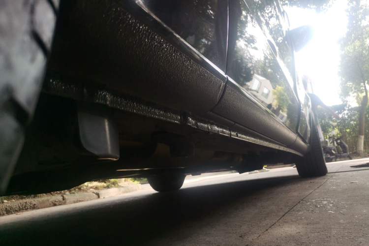 Used Mercedes-Benz V-Class  Chassis Rear Right