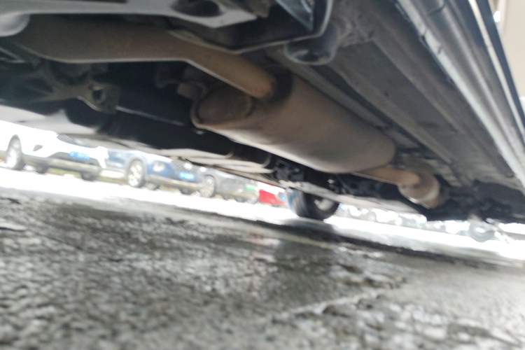 Used Mercedes-Benz V-Class 2020 V 260 Avantgarde Edition Chassis Rear Right