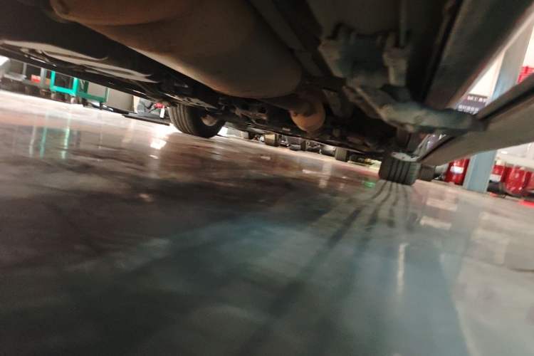 Used Mercedes-Benz V-Class 2020 V 260 Avantgarde Edition Chassis Rear Right