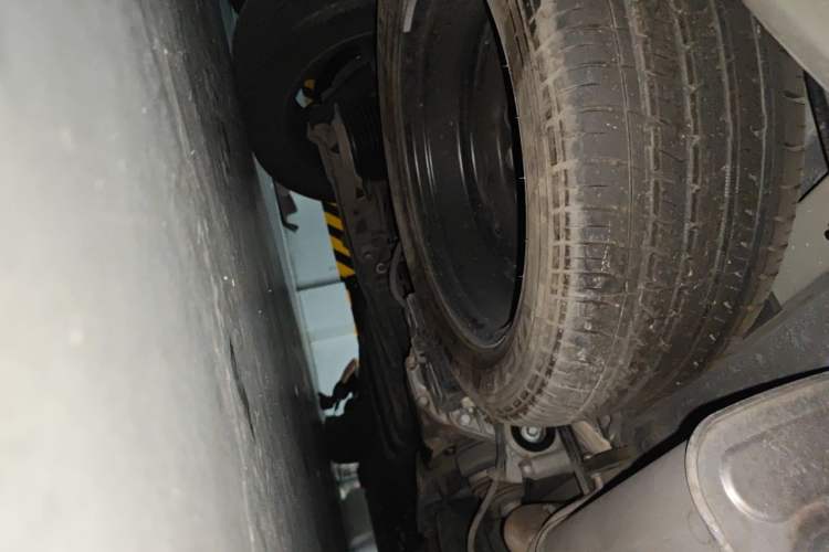 Used Mercedes-Benz V-Class 2020 V 260 Avantgarde Edition Chassis Rear