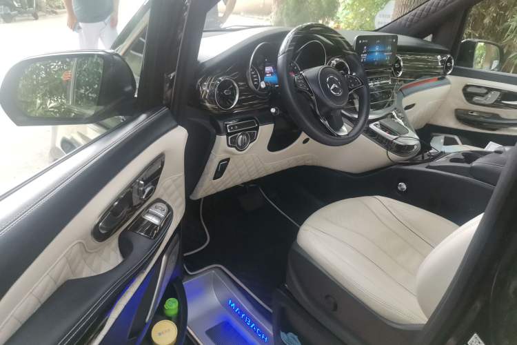 Used Mercedes-Benz V-Class  Driver Seat