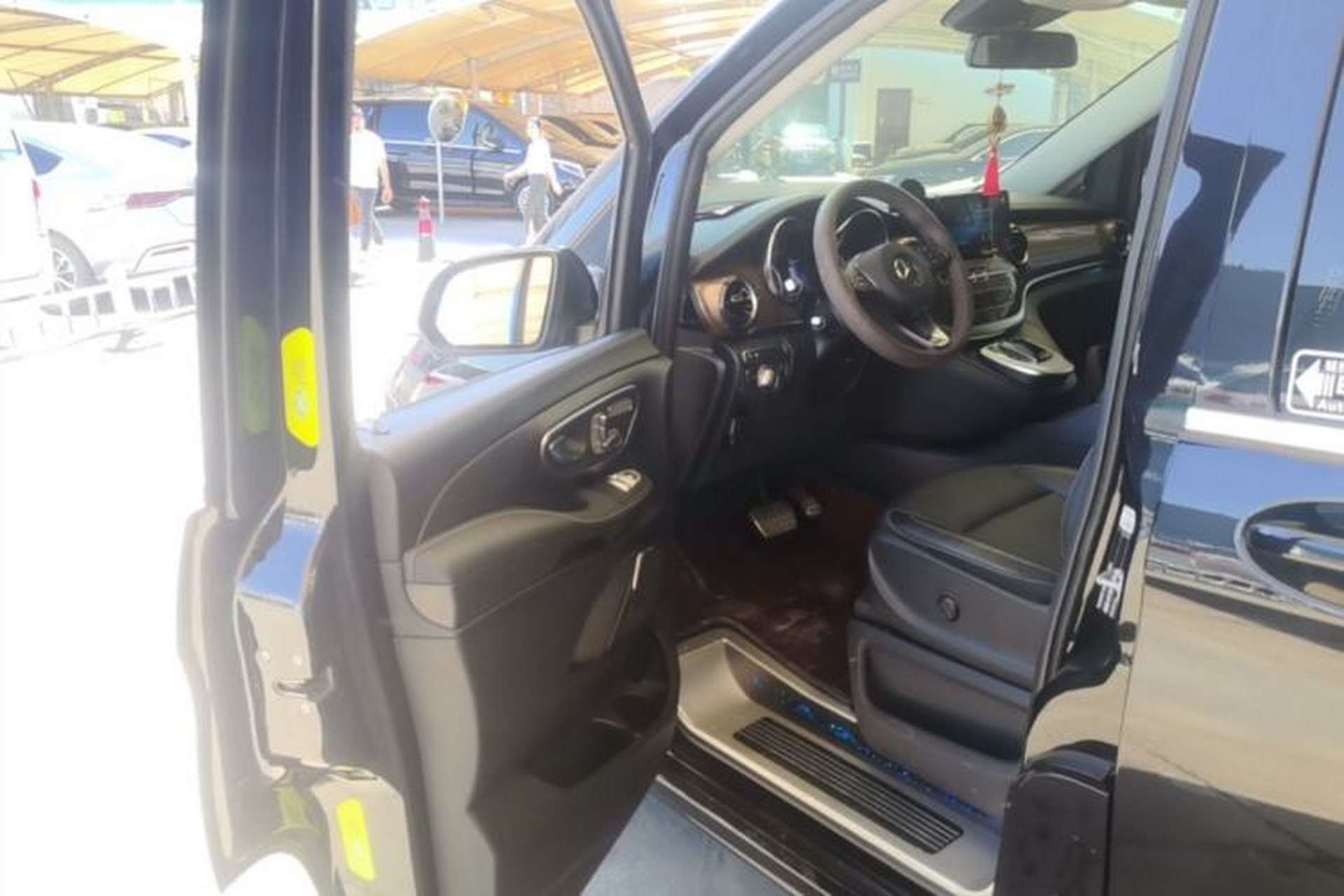 Used Mercedes-Benz V-Class 2020 V 260 Prestige Edition Driver Seat