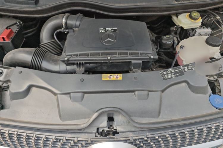 Used Mercedes-Benz V-Class 2020 V 260 L Long-wheelbase Luxury Edition Engine Bay