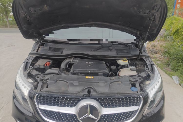 Used Mercedes-Benz V-Class 2020 V 260 L Long-wheelbase Luxury Edition Engine Bay