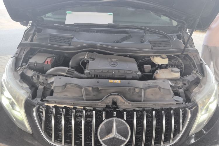 Used Mercedes-Benz V-Class 2020 V 260 Prestige Edition Engine Bay