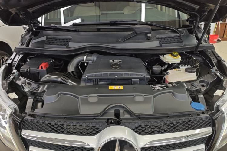 Used Mercedes-Benz V-Class 2020 V 260 Prestige Edition Engine Bay