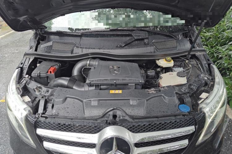 Used Mercedes-Benz V-Class 2020 V 260 Prestige Edition Engine Bay