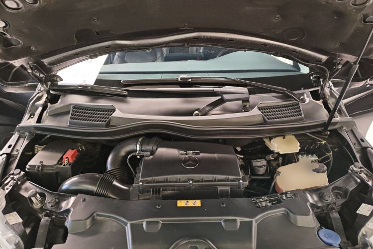 Used Mercedes-Benz V-Class 2020 V 260 L Long-wheelbase Luxury Edition Engine Bay