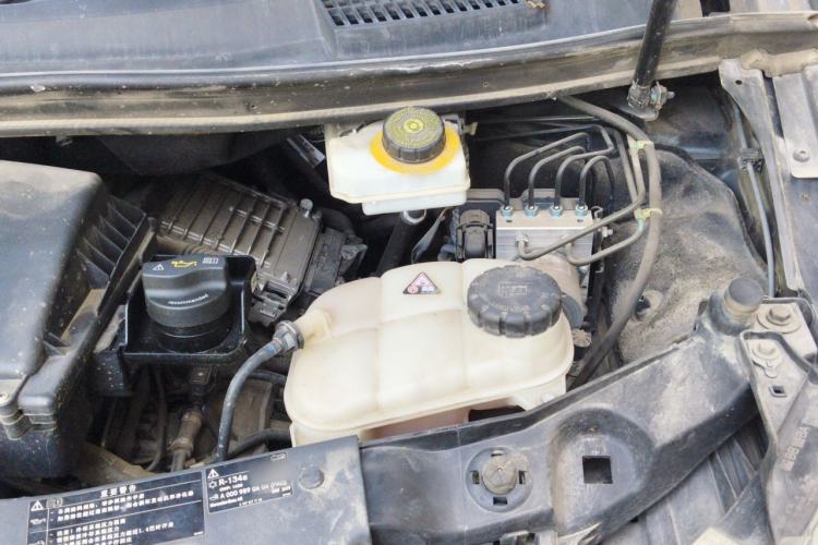 Used Mercedes-Benz V-Class 2020 V 260 Avantgarde Edition Engine Bay Left