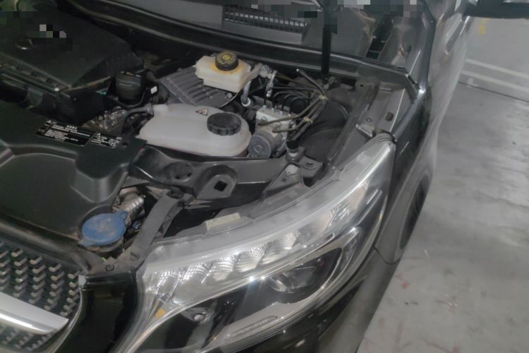 Used Mercedes-Benz V-Class 2020 V 260 L Long-wheelbase Luxury Edition Engine Bay Left