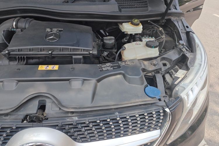 Used Mercedes-Benz V-Class 2020 V 260 L Long-wheelbase Luxury Edition Engine Bay Left