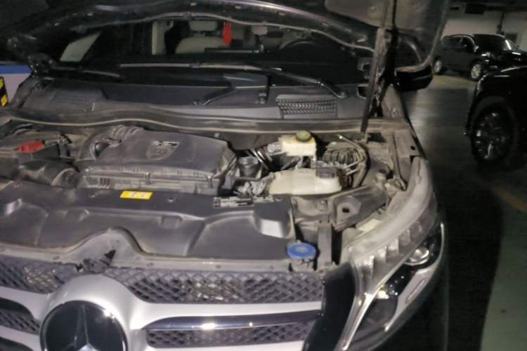 Used Mercedes-Benz V-Class 2020 V 260 Prestige Edition Engine Bay Left