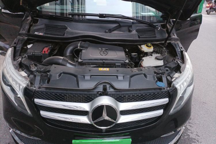 Used Mercedes-Benz V-Class 2020 V 260 Prestige Edition Engine Bay